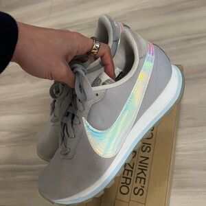 Nike Pre-Love O.X. Shoes Atmosphere Grey